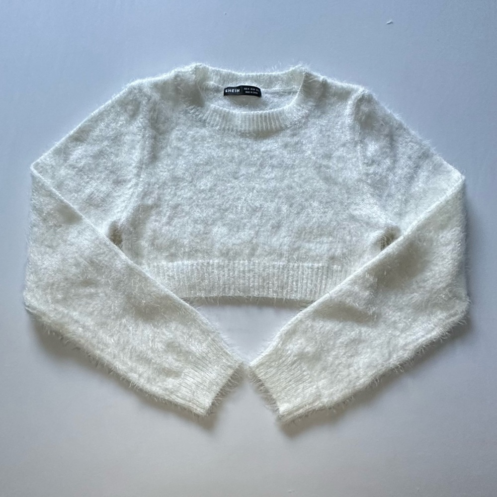 NWOT White Fuzzy Cropped Sweater